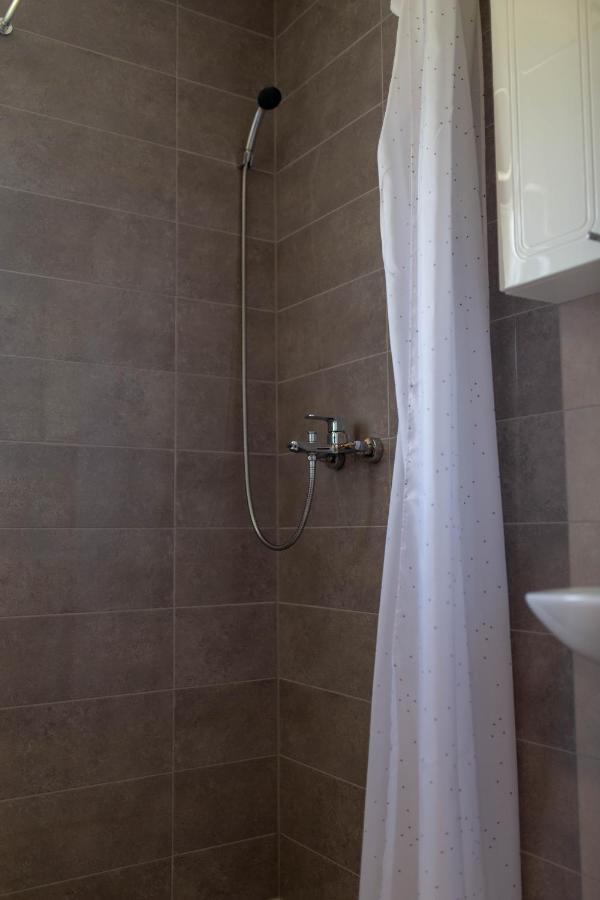 Apartmani Mia Prozor Exteriör bild