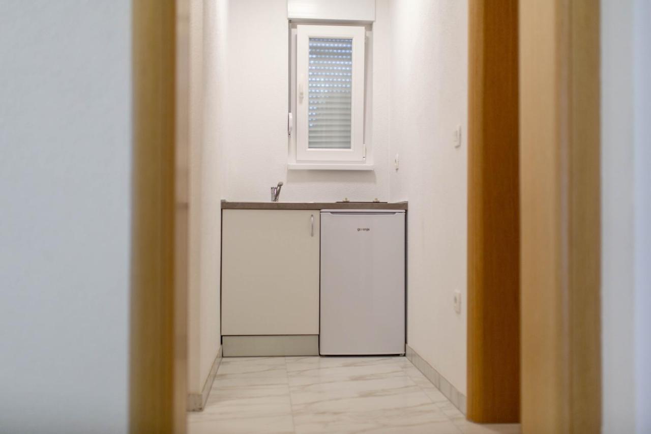 Apartmani Mia Prozor Exteriör bild