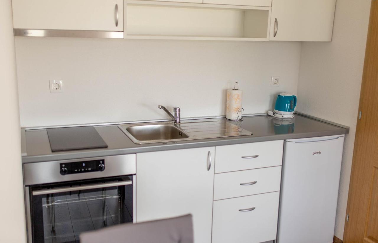 Apartmani Mia Prozor Exteriör bild
