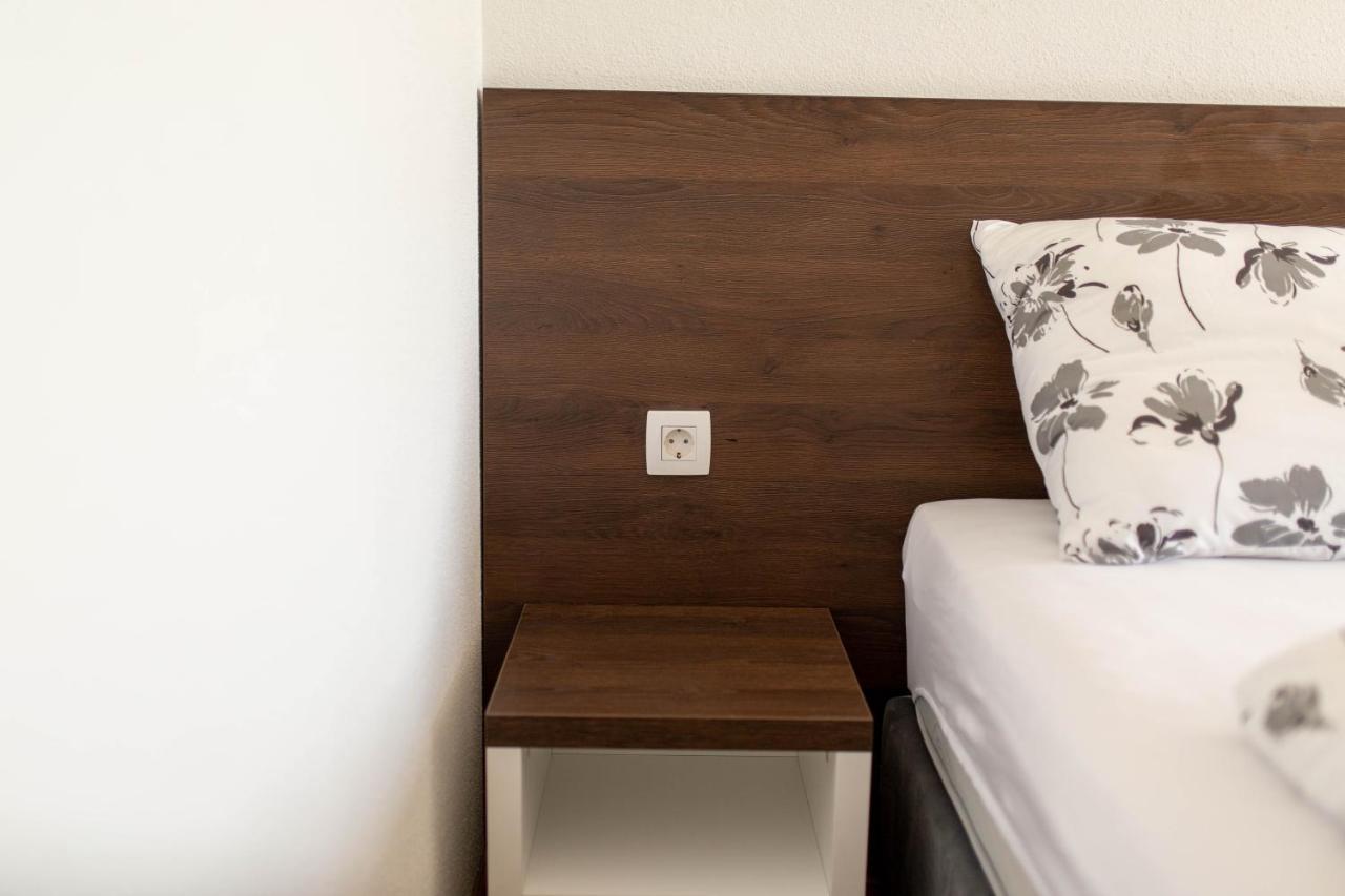 Apartmani Mia Prozor Exteriör bild