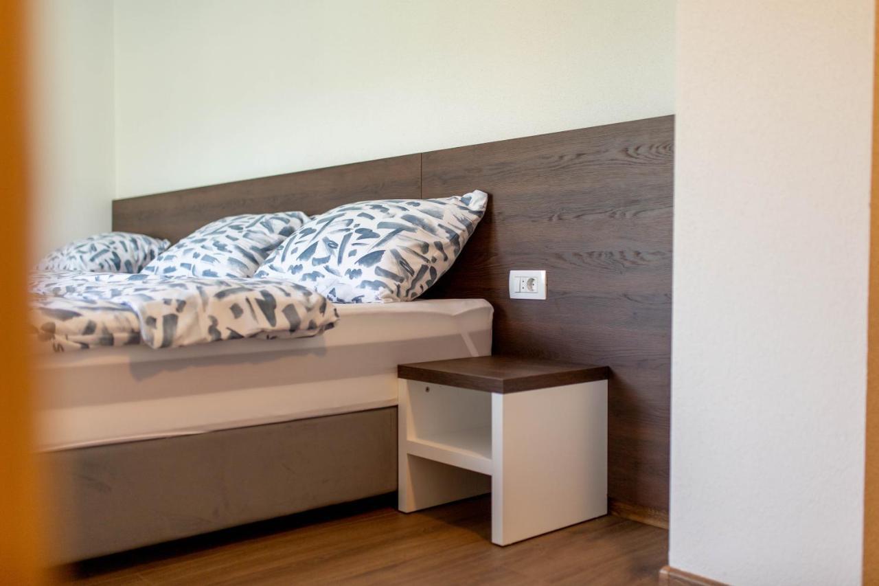 Apartmani Mia Prozor Exteriör bild