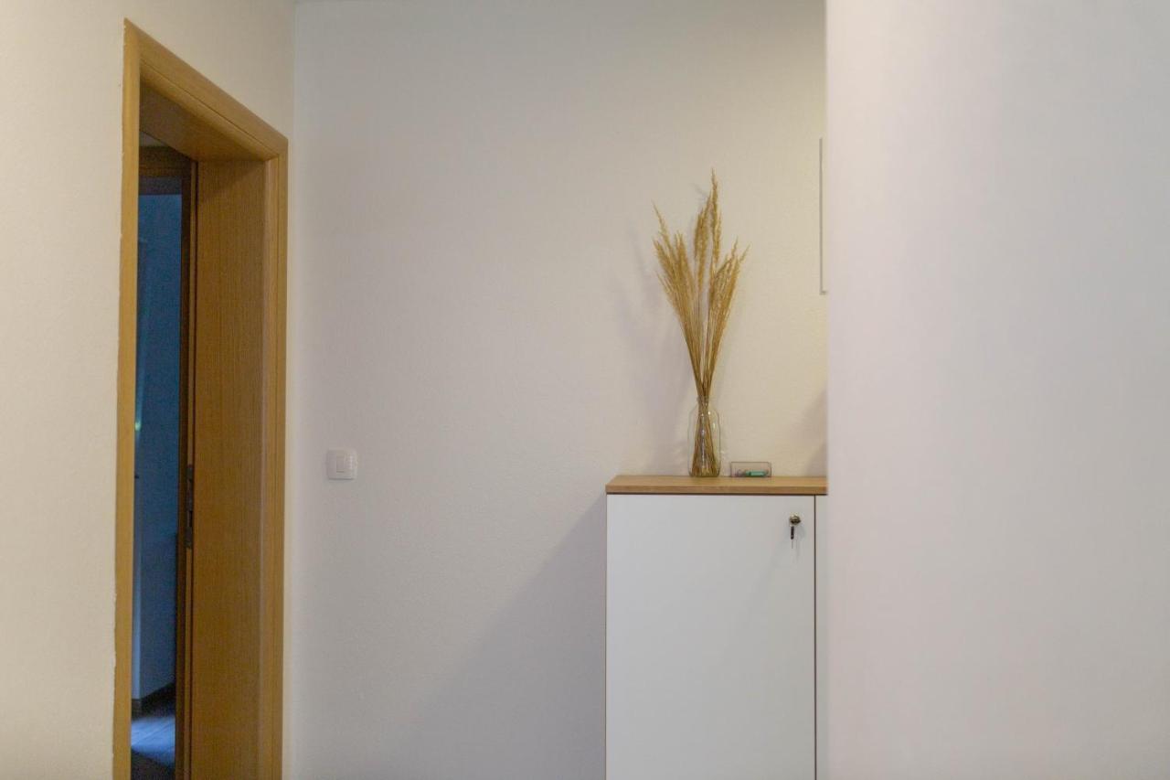 Apartmani Mia Prozor Exteriör bild